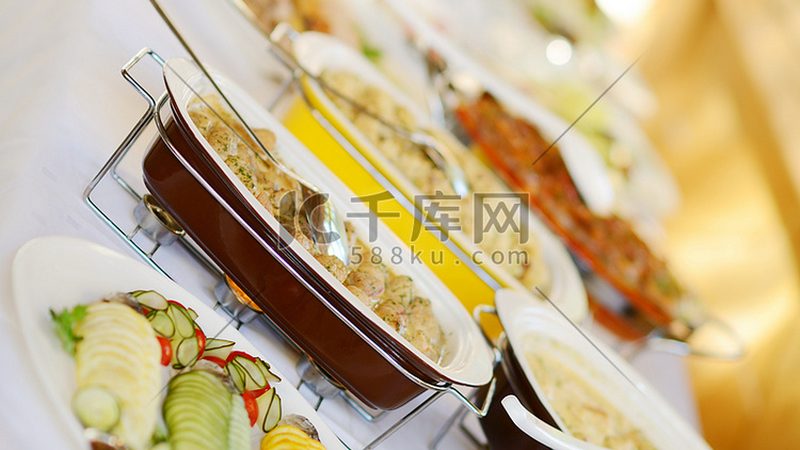 休闲食品代理加盟，费用背后的考量因素**