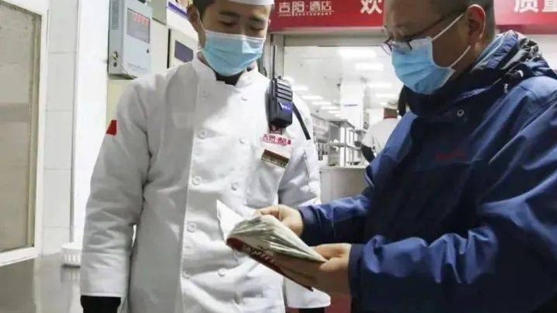深圳餐饮加盟设备：揭秘设备选型的关键因素
